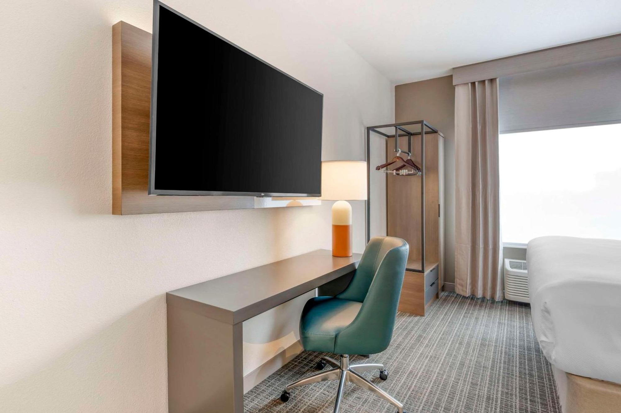 Comfort Suites Fort Wayne - Southwest Екстериор снимка