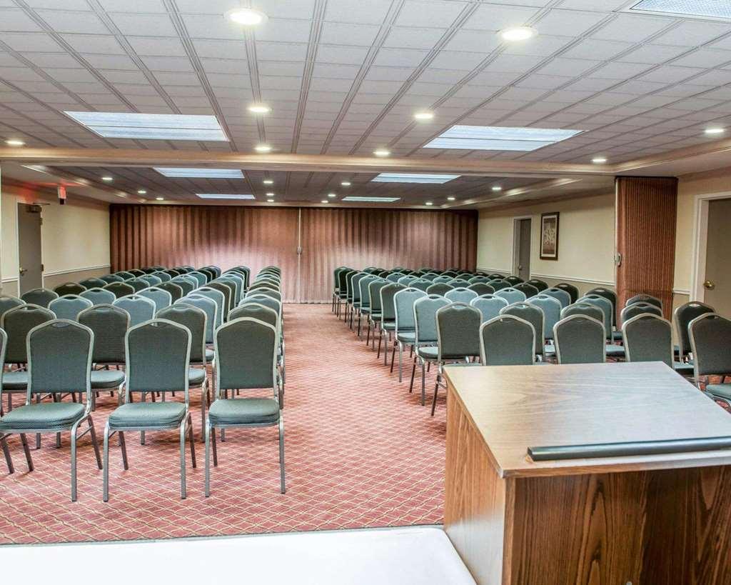 Comfort Suites Fort Wayne - Southwest Съоръжения снимка