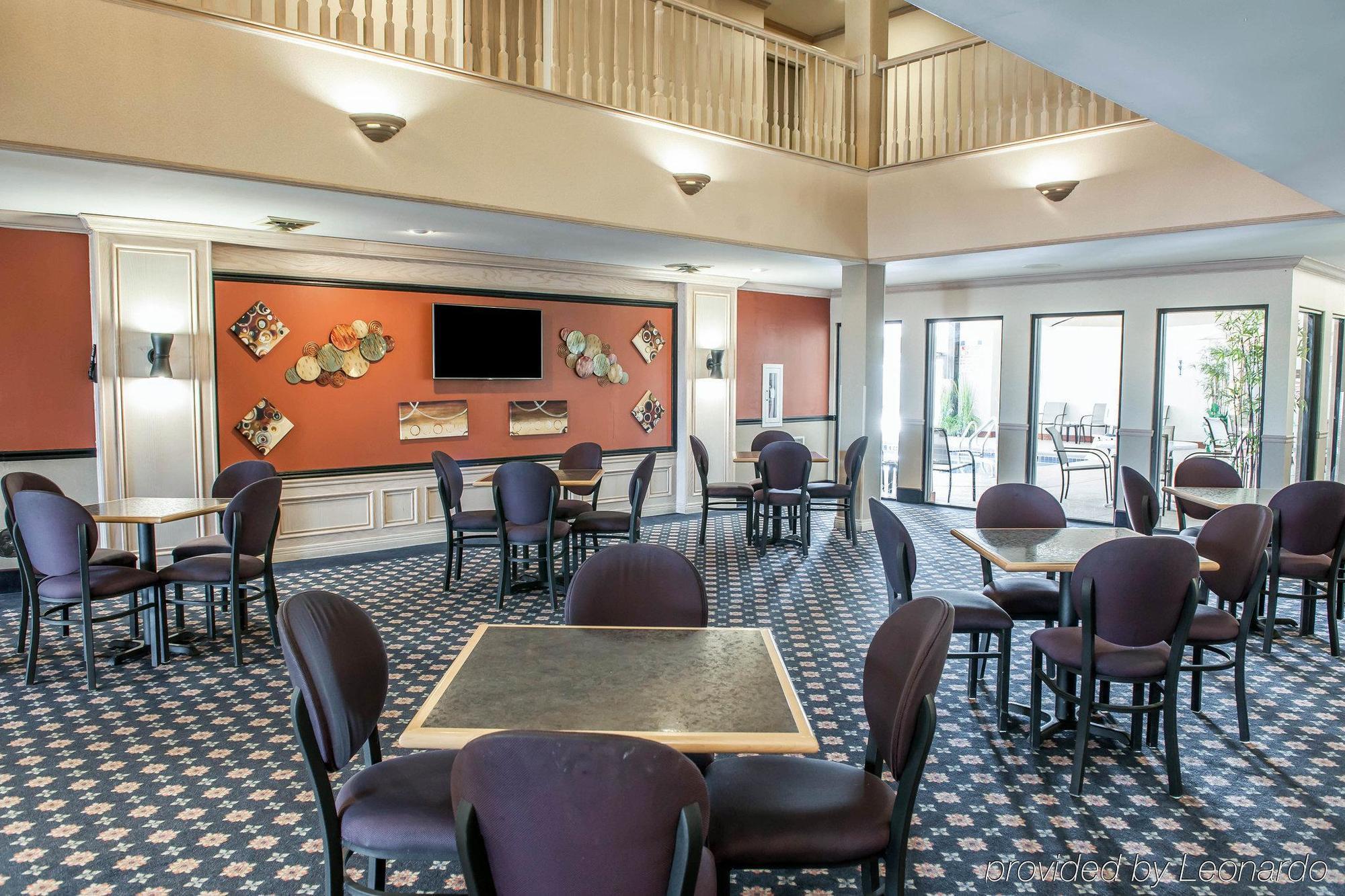 Comfort Suites Fort Wayne - Southwest Екстериор снимка