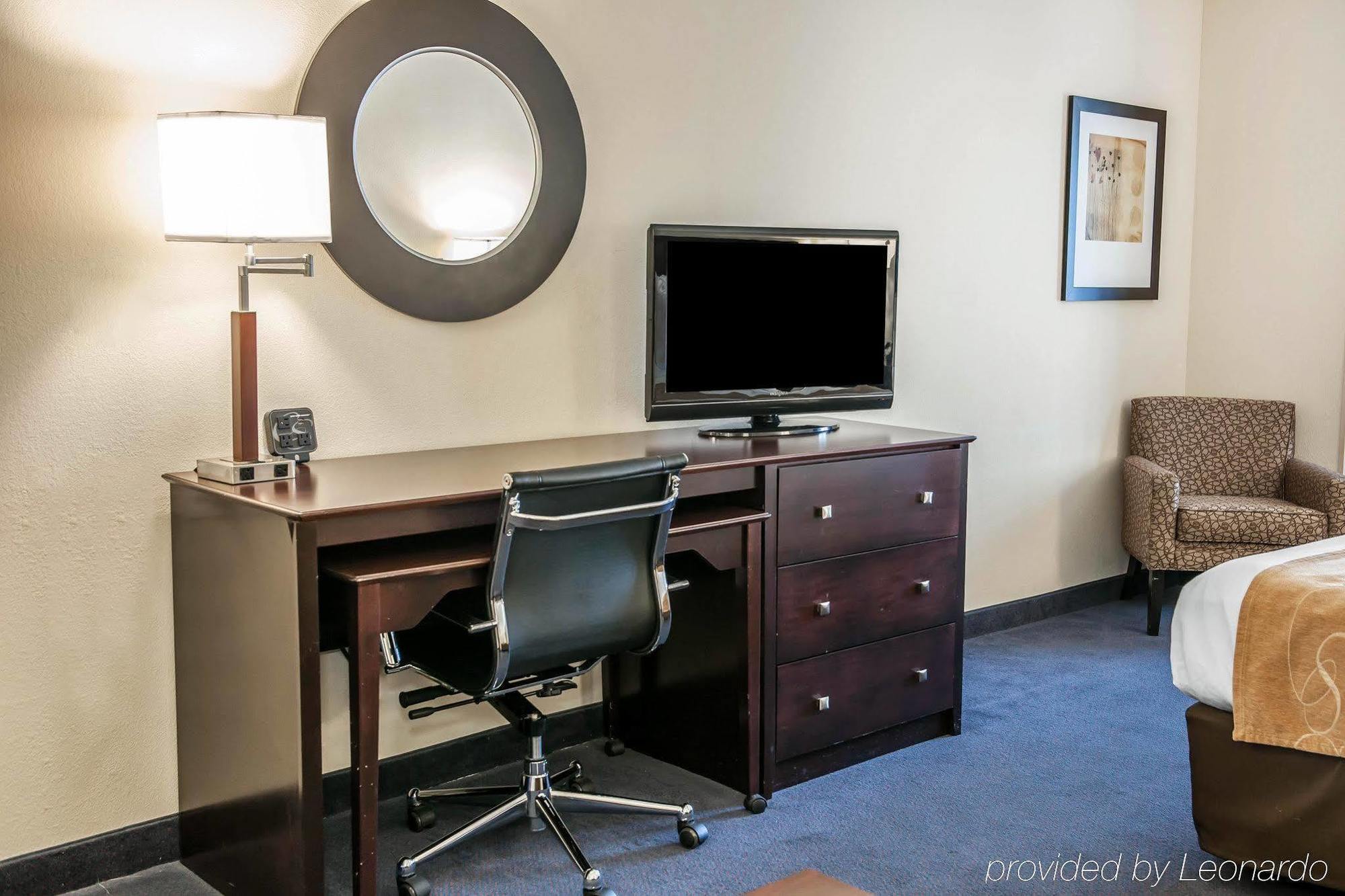Comfort Suites Fort Wayne - Southwest Екстериор снимка