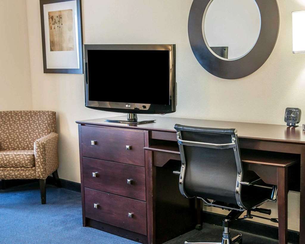 Comfort Suites Fort Wayne - Southwest Стая снимка