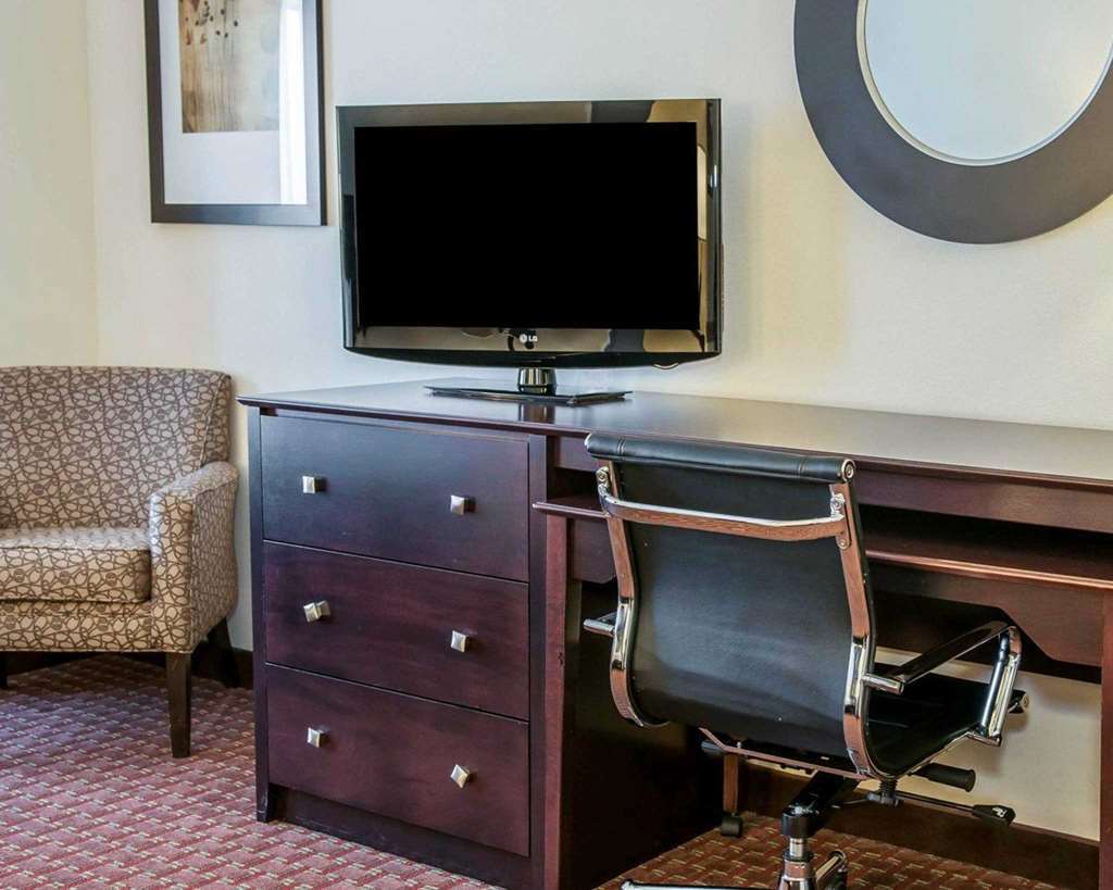 Comfort Suites Fort Wayne - Southwest Стая снимка