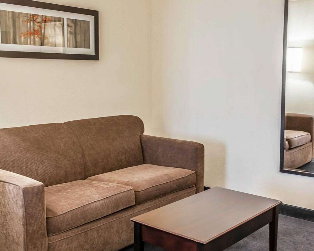Comfort Suites Fort Wayne - Southwest Стая снимка