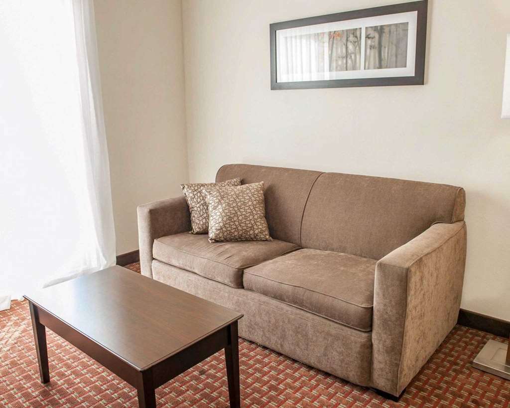Comfort Suites Fort Wayne - Southwest Стая снимка